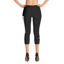 Load image into Gallery viewer, Queens Peace Capri Leggings